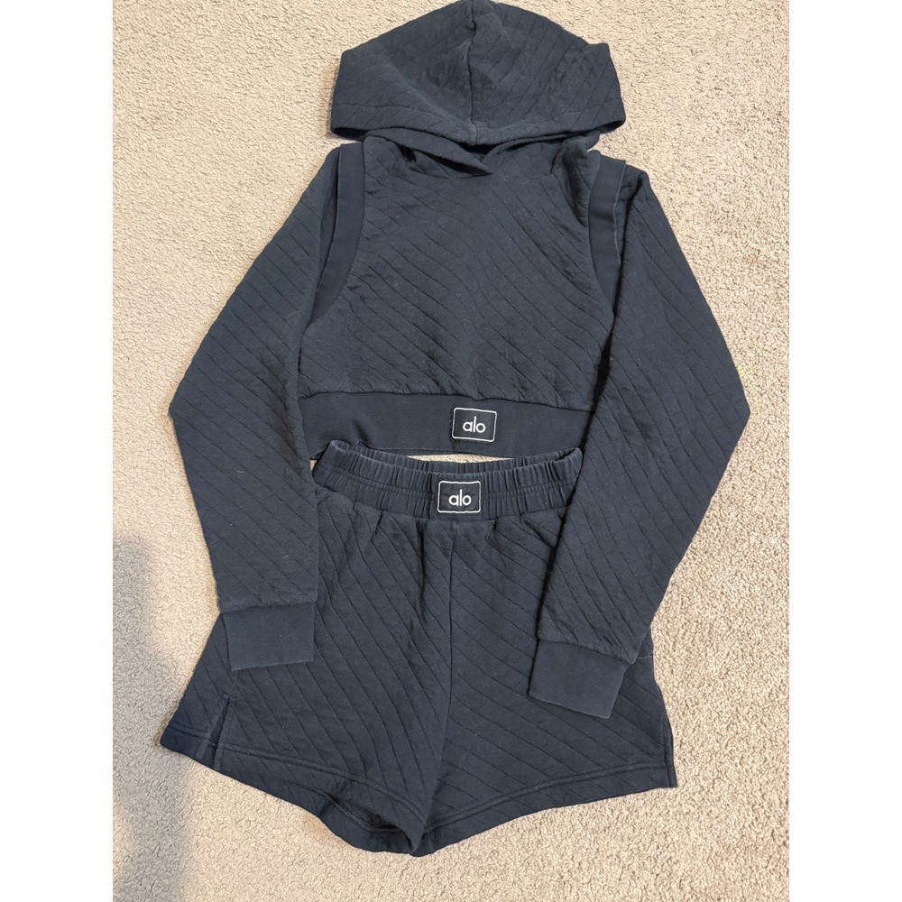 Alo Yoga Quilted Cropped Hoodie and Shorts Set Washed Black XS
